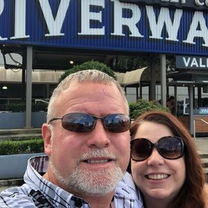 Meet your Posher, Darrin